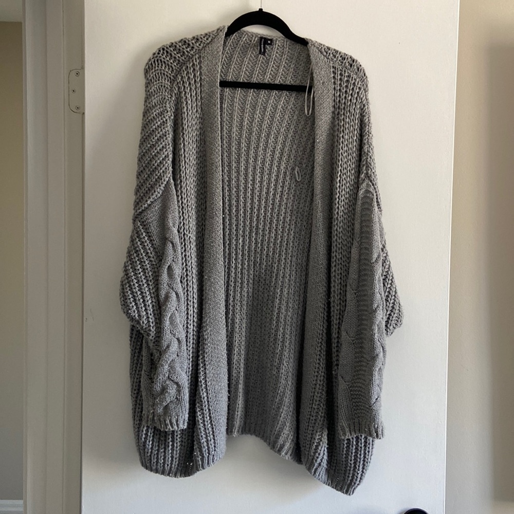 Gray Chunky Cardigan. Size M